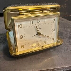 Vintage mcm Bradley Wind-up TRAVEL ALARM CLOCK Black Folding Case Tested Works